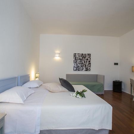 Li Pappi Antico Casale Bed and Breakfast Galatina Δωμάτιο φωτογραφία