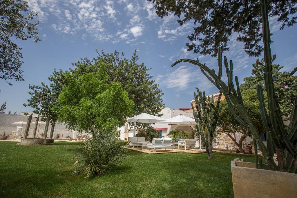 Li Pappi Antico Casale Bed and Breakfast Galatina Εξωτερικό φωτογραφία