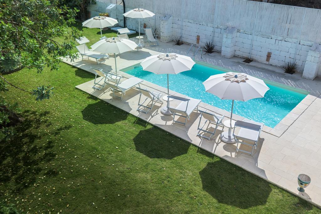 Li Pappi Antico Casale Bed and Breakfast Galatina Εξωτερικό φωτογραφία