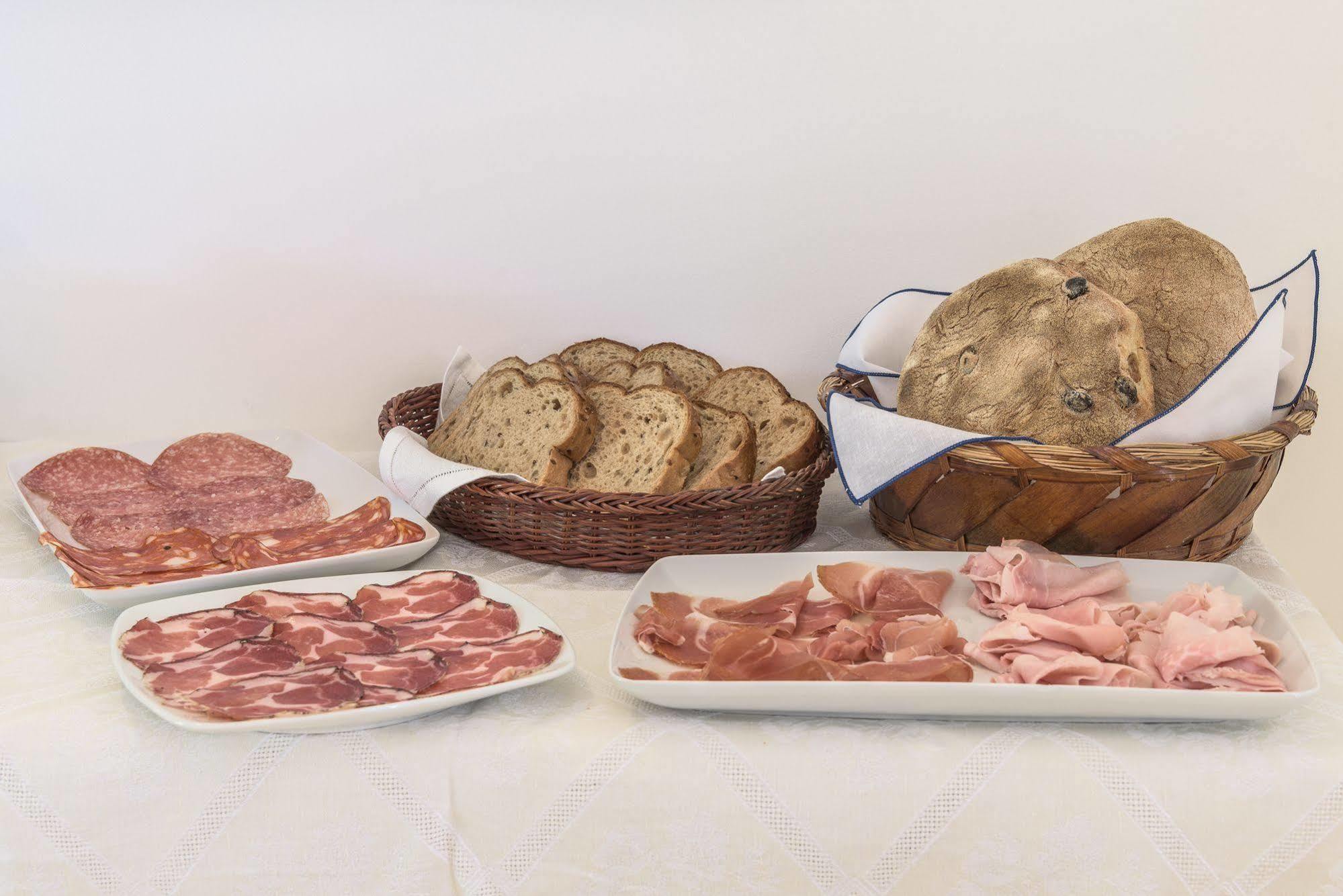 Li Pappi Antico Casale Bed and Breakfast Galatina Εξωτερικό φωτογραφία