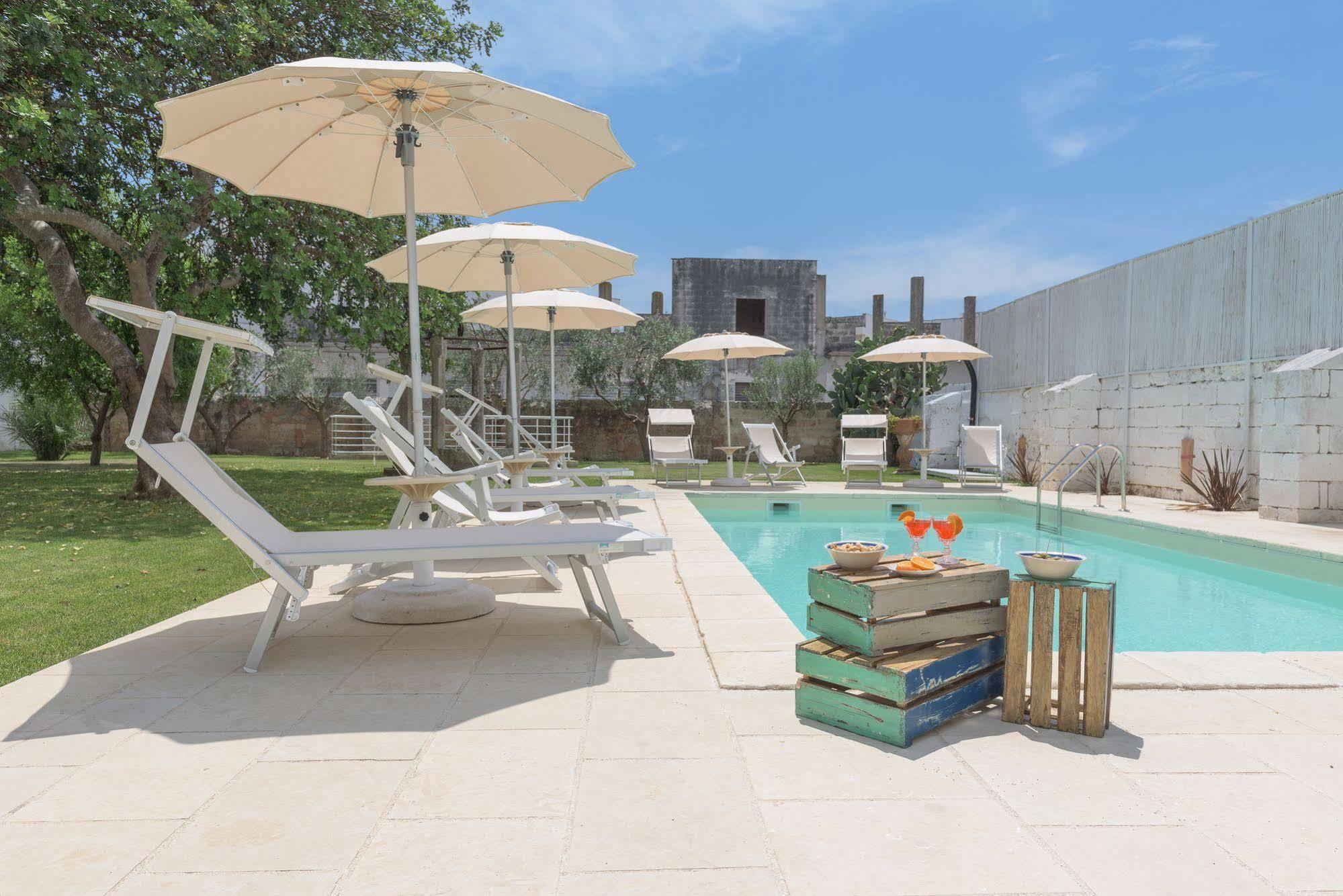 Li Pappi Antico Casale Bed and Breakfast Galatina Εξωτερικό φωτογραφία
