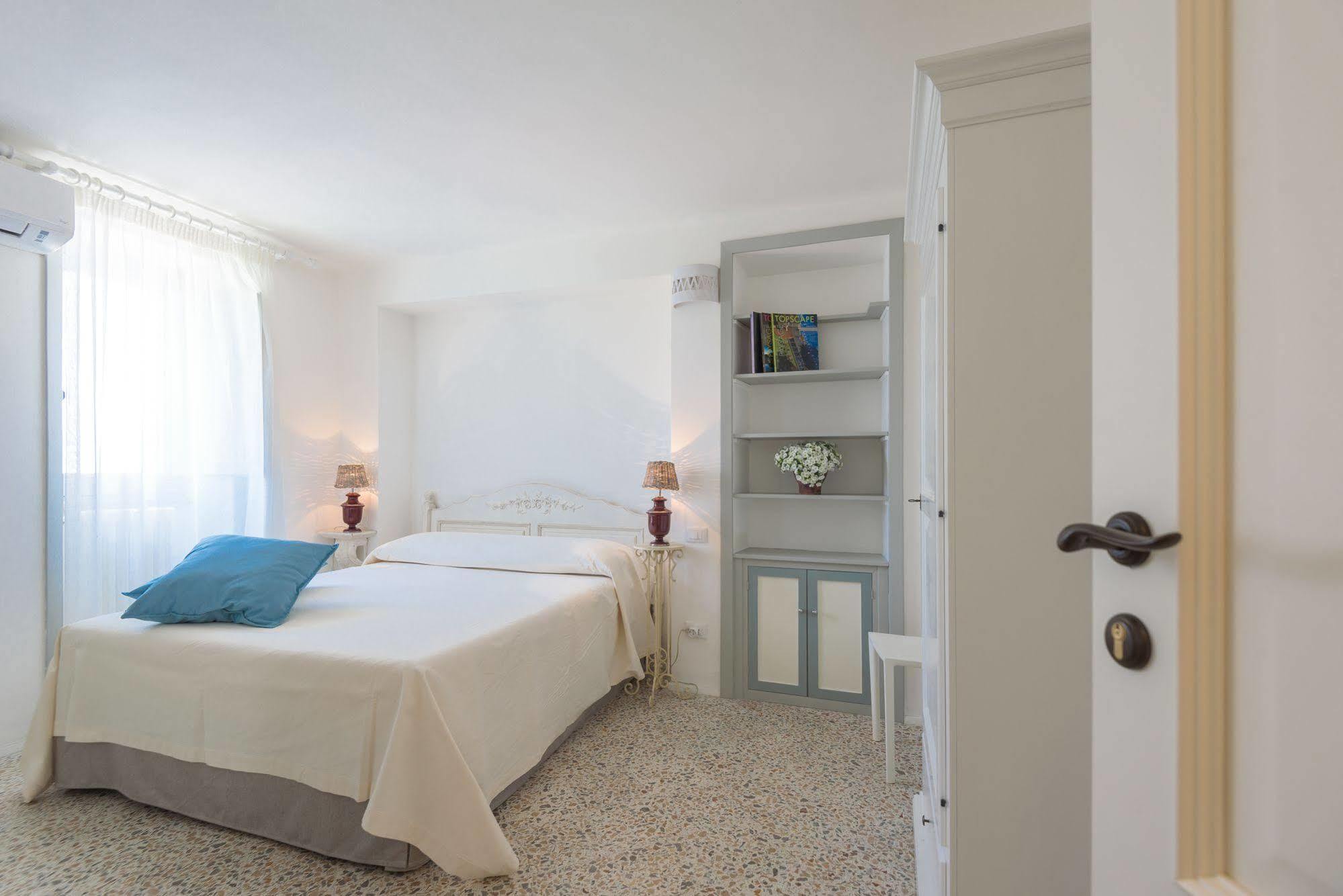 Li Pappi Antico Casale Bed and Breakfast Galatina Εξωτερικό φωτογραφία
