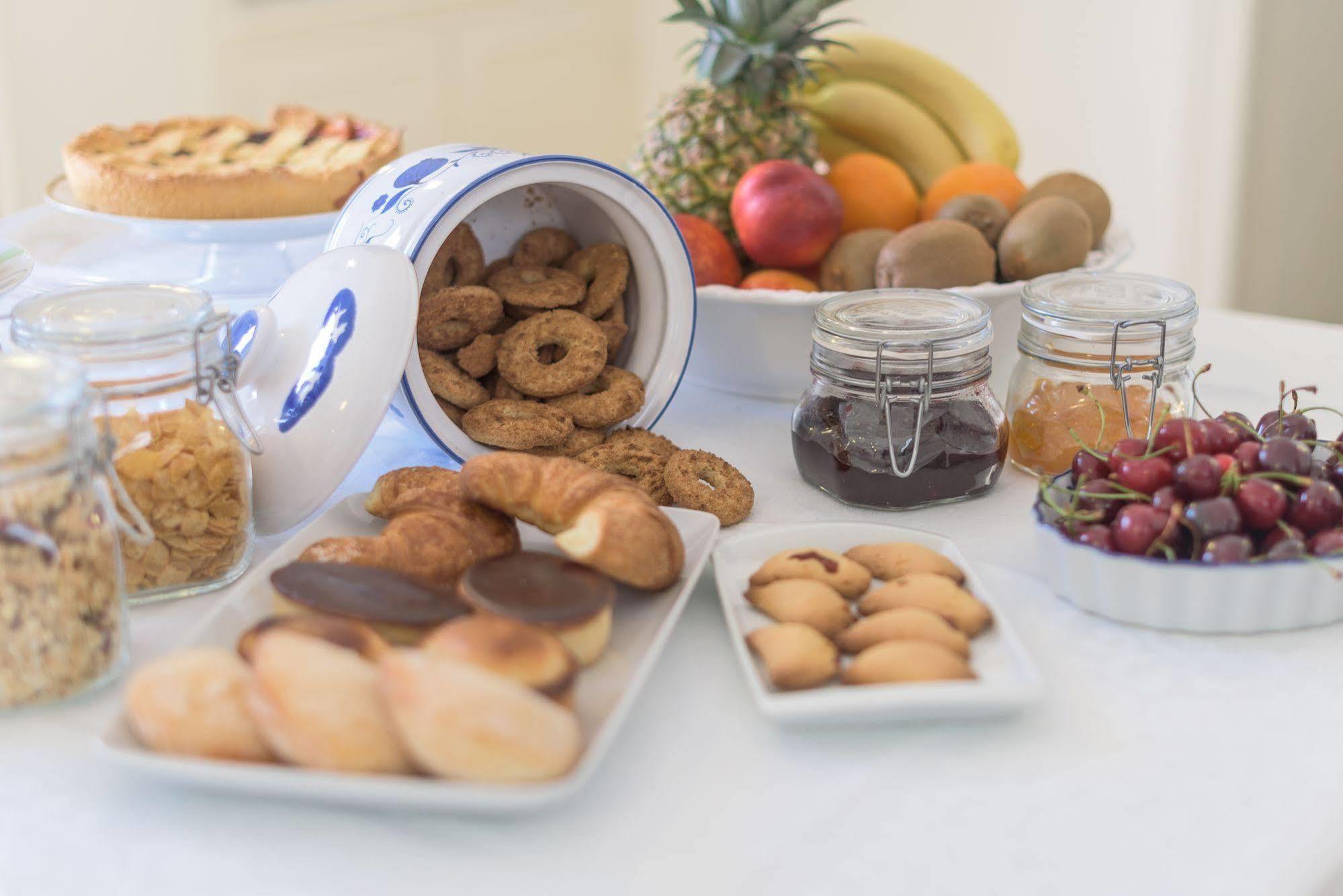 Li Pappi Antico Casale Bed and Breakfast Galatina Εξωτερικό φωτογραφία
