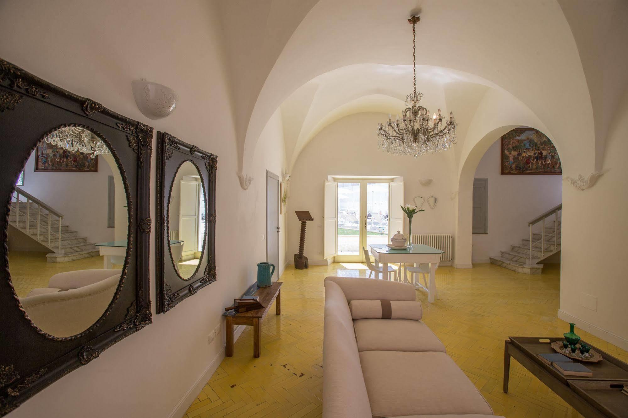Li Pappi Antico Casale Bed and Breakfast Galatina Εξωτερικό φωτογραφία